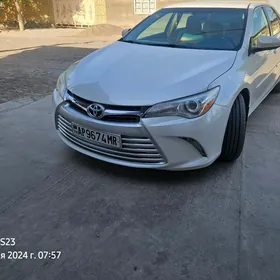 Toyota Camry 2017