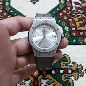 Hublot sagat часы