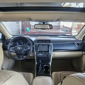 Toyota Camry 2017