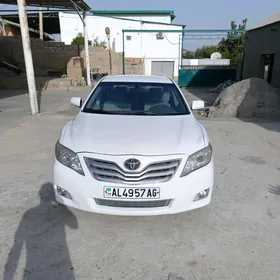 Toyota Camry 2011