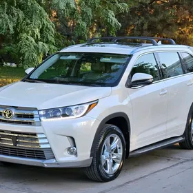 Toyota Highlander 2019