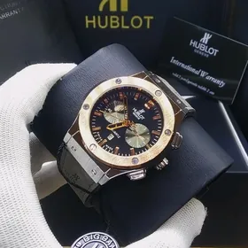 Sagat Hublot часы