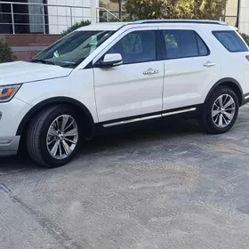 Ford Explorer 2018