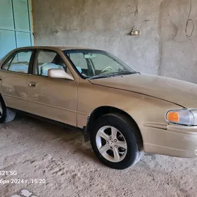 Toyota Camry 1993