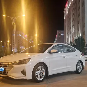 Hyundai Elantra 2020