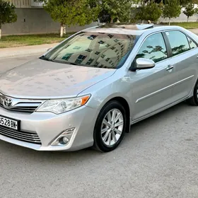 Toyota Camry 2013