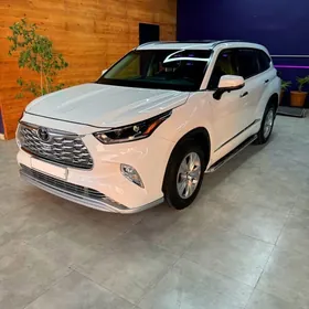 Toyota Highlander 2022