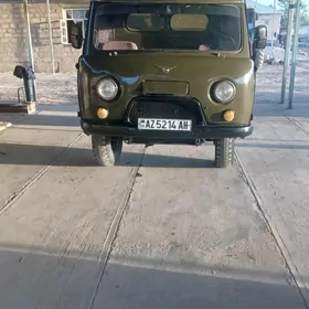 UAZ 2206 1984