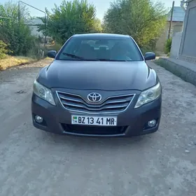 Toyota Camry 2010