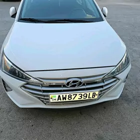 Hyundai Elantra 2019