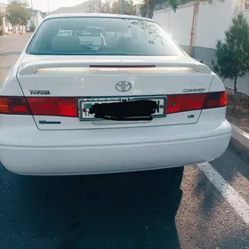 Toyota Camry 1997