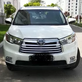 Toyota Highlander 2015