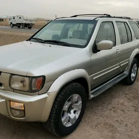 Nissan Pathfinder 1998