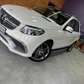 Mercedes-Benz ML350 2013