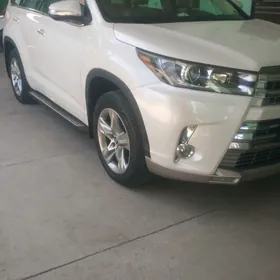 Toyota Highlander 2018