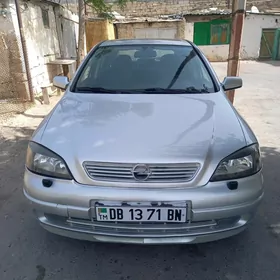 Opel Astra 2000