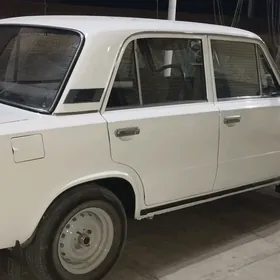 Lada 2104 1980