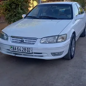 Toyota Camry 1999