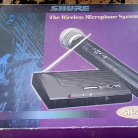 SHURE SH 200