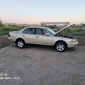 Toyota Camry 1993