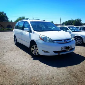 Toyota Sienna 2006