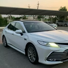 Toyota Camry 2022