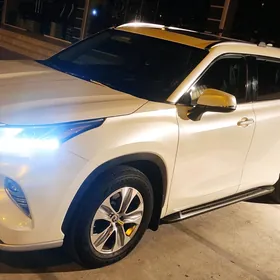 Toyota Highlander 2020