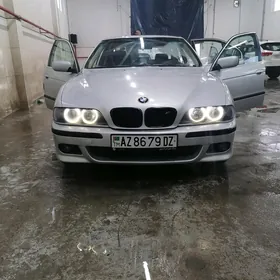 BMW E39 2001