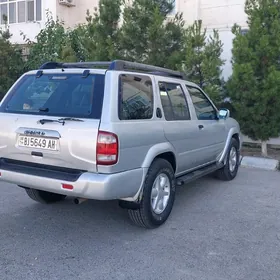 Nissan Pathfinder 2002