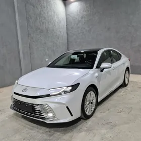 Toyota Camry 2024