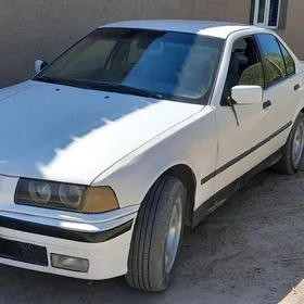 BMW 320 1992