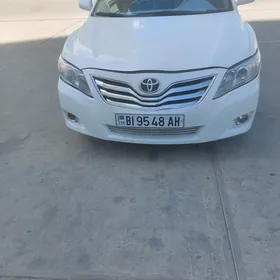 Toyota Camry 2010