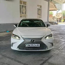 Lexus ES 350 2019