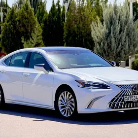 Lexus ES 350 2019