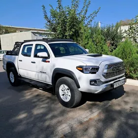 Toyota Tacoma 2022