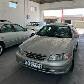 Toyota Camry 1999