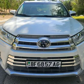 Toyota Highlander 2019