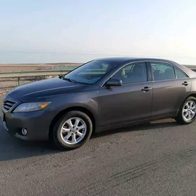 Toyota Camry 2011