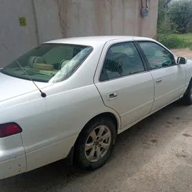 Toyota Camry 1997