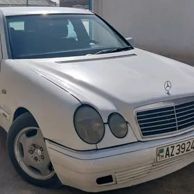 Mercedes-Benz 230E 1999