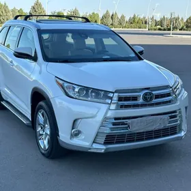 Toyota Highlander 2018