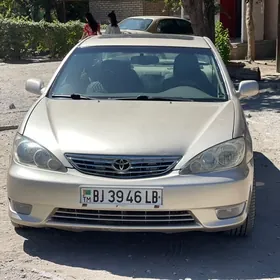 Toyota Camry 2004