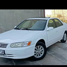 Toyota Camry 1997