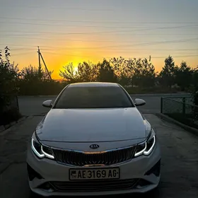 Kia Optima 2018