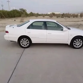 Toyota Camry 1998