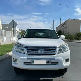 Toyota Land Cruiser Prado 2010