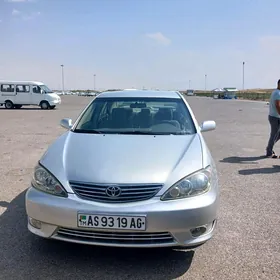 Toyota Camry 2005