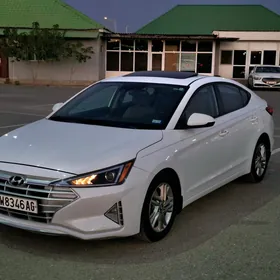 Hyundai Elantra 2019