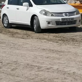 Nissan Versa 2010