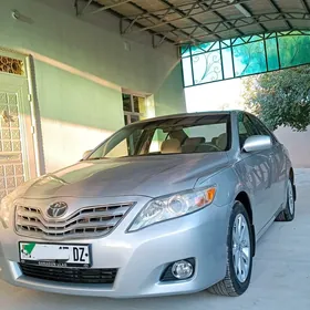 Toyota Camry 2010